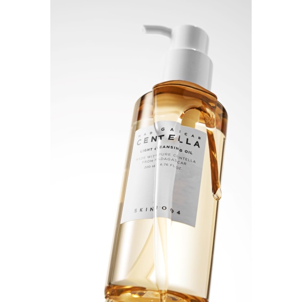 SKIN1004 Madagascar Centella Light Cleansing Oil (6.76 Fluid Ounce) Pure and light oil with fresh cleansing effect, Micellar Cleansing Hypoallergenic Use - Image 3