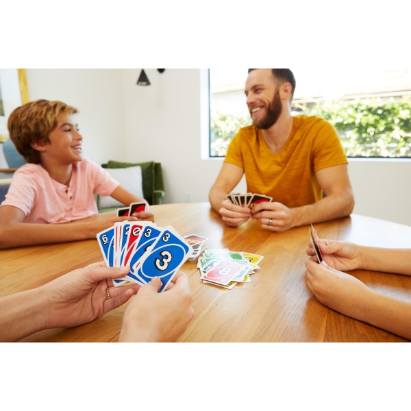 Mattel Games UNO, Classic Card Game for Kids and Adults for Family Game Night, Use as a Travel Game or Engaging Gift for Kids, 2 to 10 Players, Ages 7 and Up, W2087 - Image 6